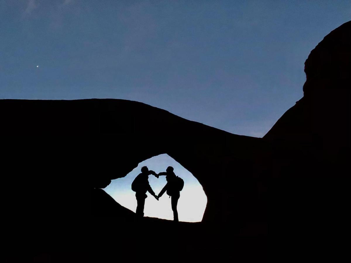 Wadi Rum Cave Camping Zewnętrze zdjęcie